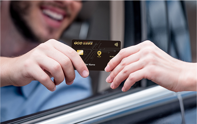 率先將道路救援導入銀行，啟動信用卡加值服務。